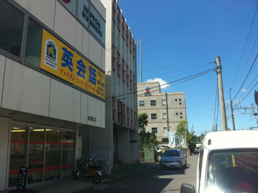 京成佐倉校外観