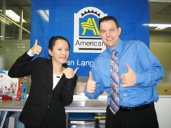 明るくフレンドリーな外国人講師